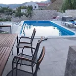 빌라 Riva *