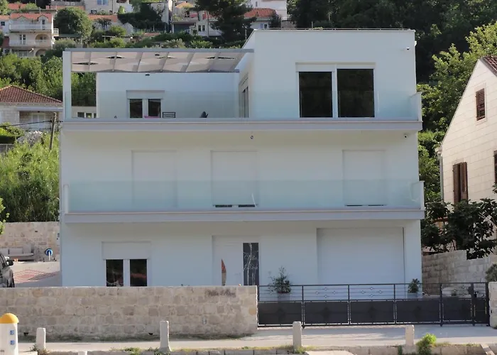 Riva ヴィラ Mokošica